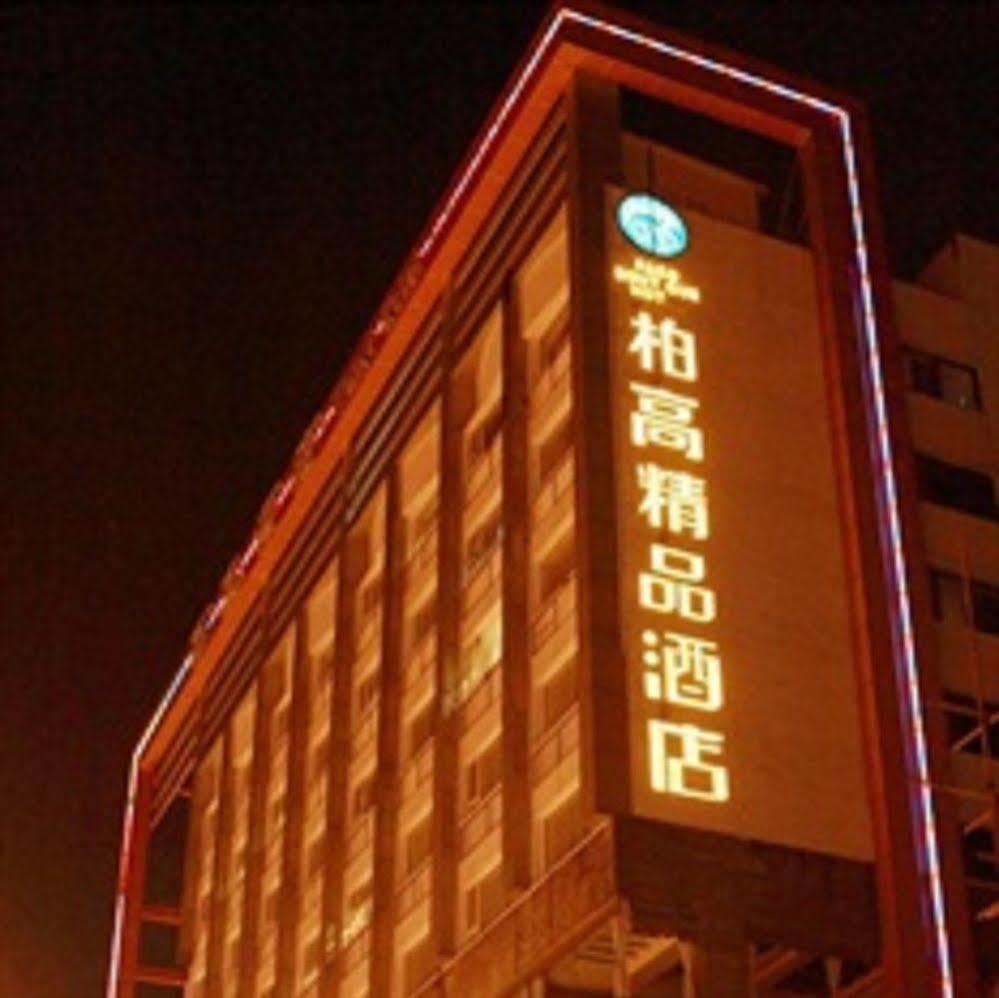 Paco Hotel Guangzhou Jiangtai Road Metro Branch Exterior foto