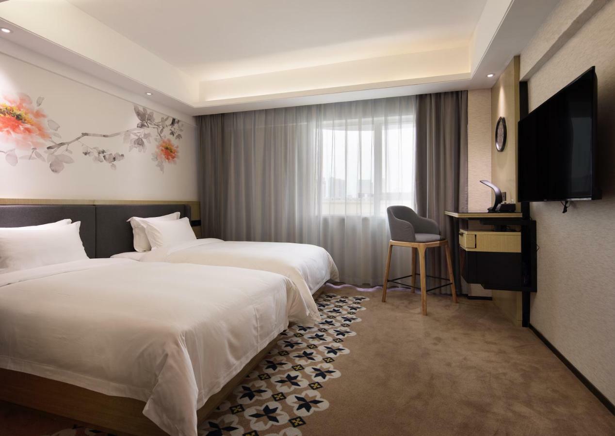 Paco Hotel Guangzhou Jiangtai Road Metro Branch Exterior foto